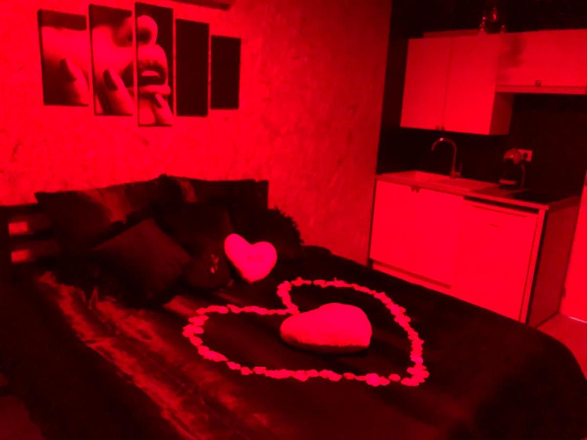 Mini Love Room Jacuzzi Privatif Urimenil Exterior foto