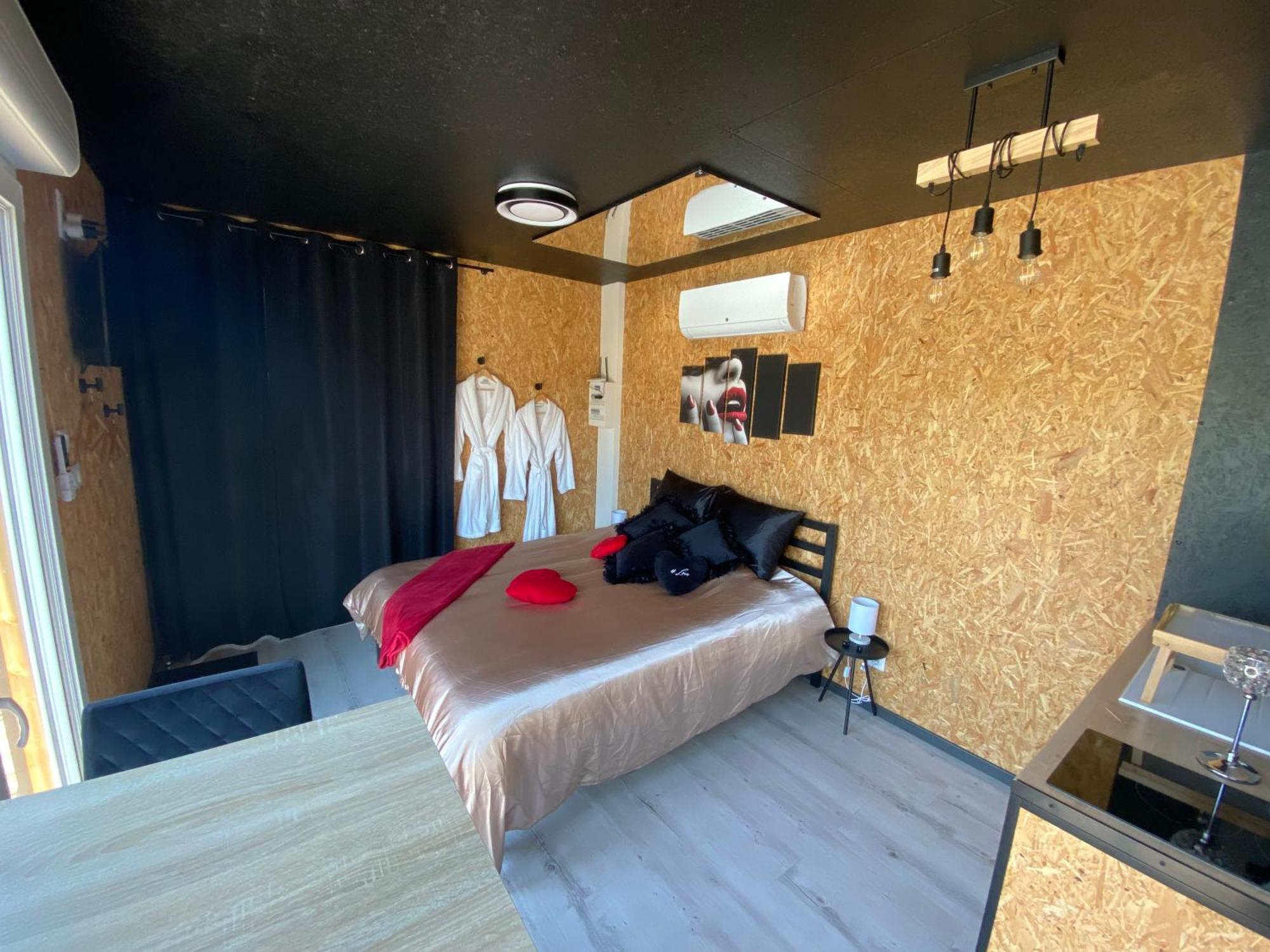 Mini Love Room Jacuzzi Privatif Urimenil Exterior foto